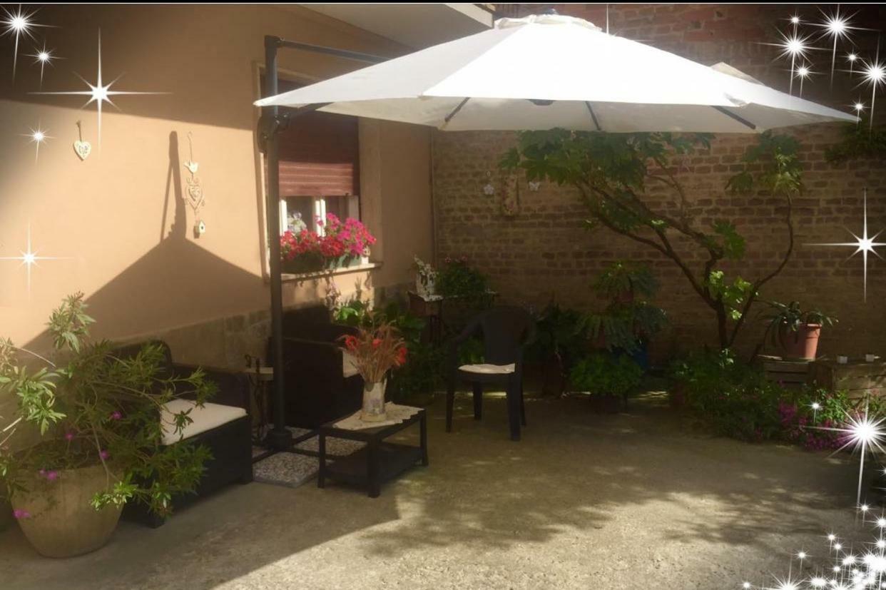 Felix House Bed and Breakfast Codevilla Εξωτερικό φωτογραφία